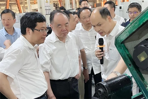 中國(guó)科協(xié)、中國(guó)工程院“科創(chuàng)中國(guó)”智匯臺(tái)州系列活動(dòng)團(tuán)隊(duì)來(lái)溫嶺市考察調(diào)研