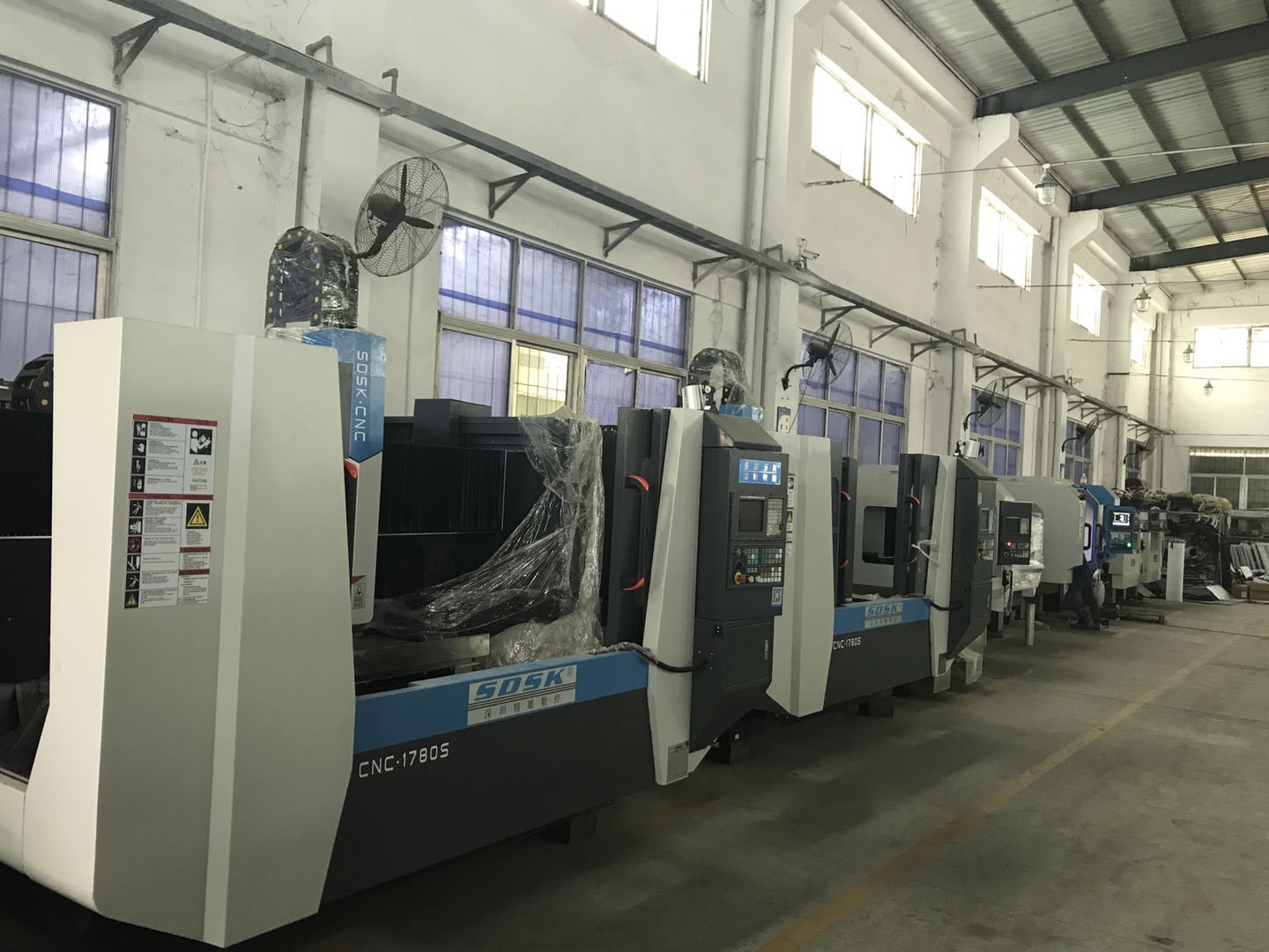 CNC加工中心、雕銑機(jī)和精雕機(jī)三者的區(qū)別有那些